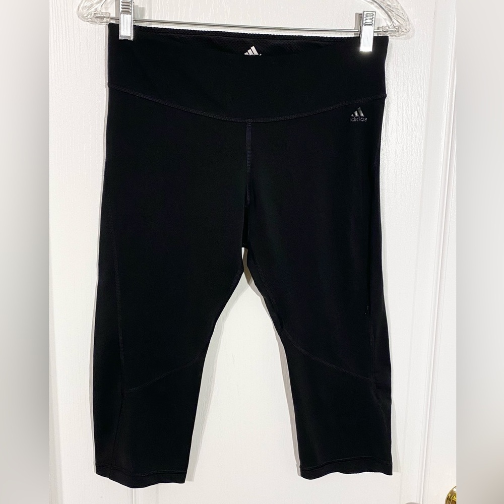 Adidas Cropped Leggings Black Size Medium